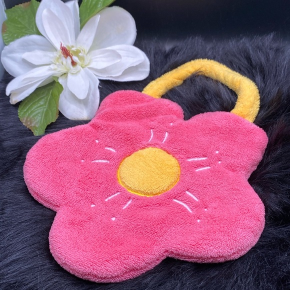 Other - Flower Towel with handle PINK Microfiber Towel A Cute towel for bathroom kitchen